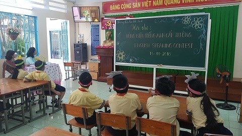 hung bien tieng anh (1).jpg